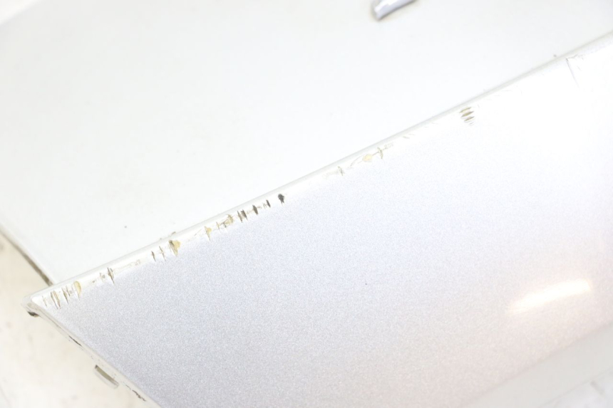 photo de GIUNZIONE PARAFANGO POSTERIORE PEUGEOT CITYSTAR 125 (2011 - 2017) - Marcature e riferimenti originali