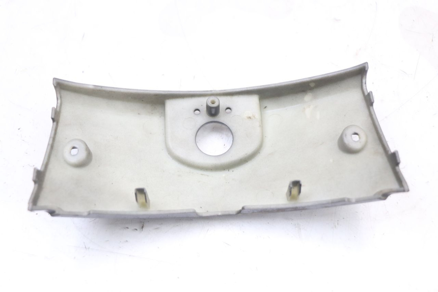 photo de CARENA POSTERIORE CONGIUNZIONE PEUGEOT DJANGO 125 (2014 - 2017) - Altra angolazione