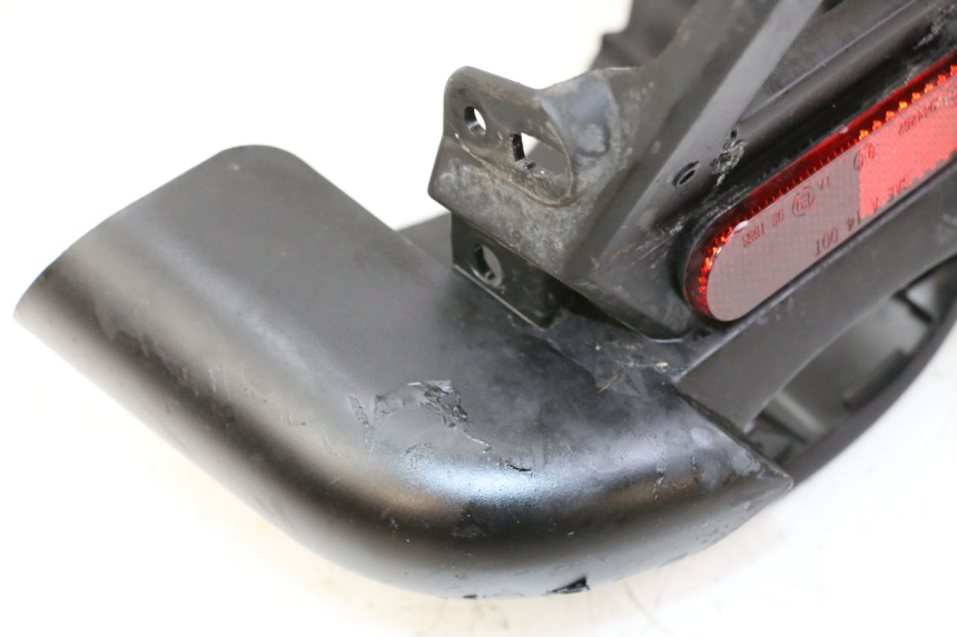 photo de GIUNZIONE PARAFANGO POSTERIORE PEUGEOT LUDIX 50 (2008 - 2017) - Dettaglio del componente