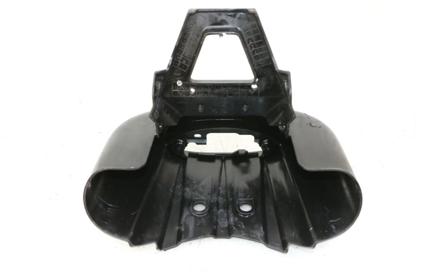 photo de GIUNZIONE PARAFANGO POSTERIORE PEUGEOT LUDIX 50 (2008 - 2017) - Zoom sullo stato d'uso