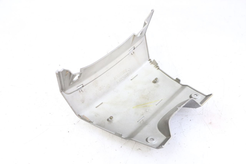 photo de CARENA POSTERIORE CONGIUNZIONE PEUGEOT SATELIS 125 (2013 - 2018) - Altra angolazione