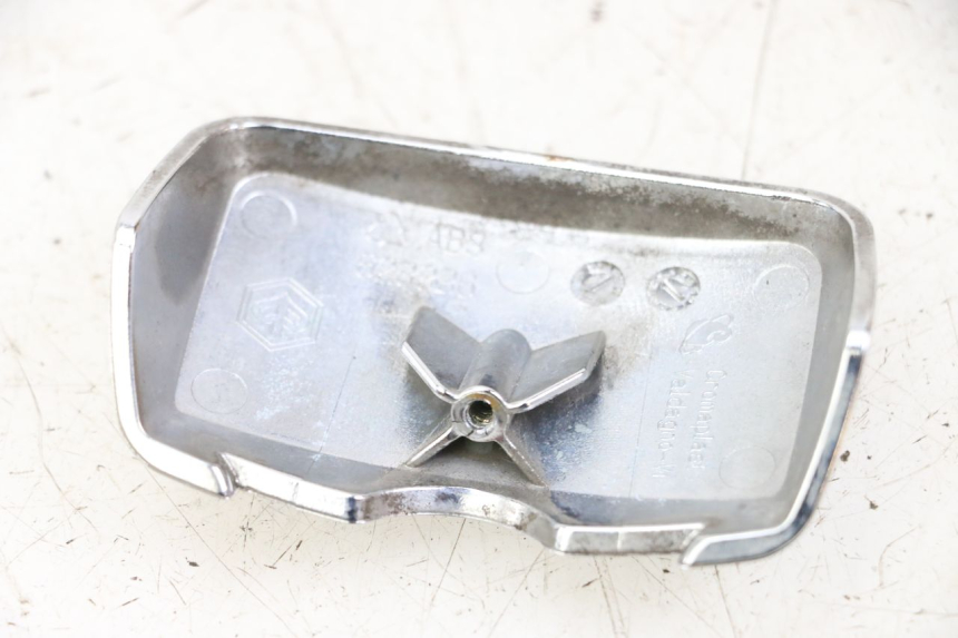 photo de GIUNZIONE PARAFANGO POSTERIORE PIAGGIO VESPA LX 2T 50 (2005 - 2013) - Zoom sullo stato d'uso