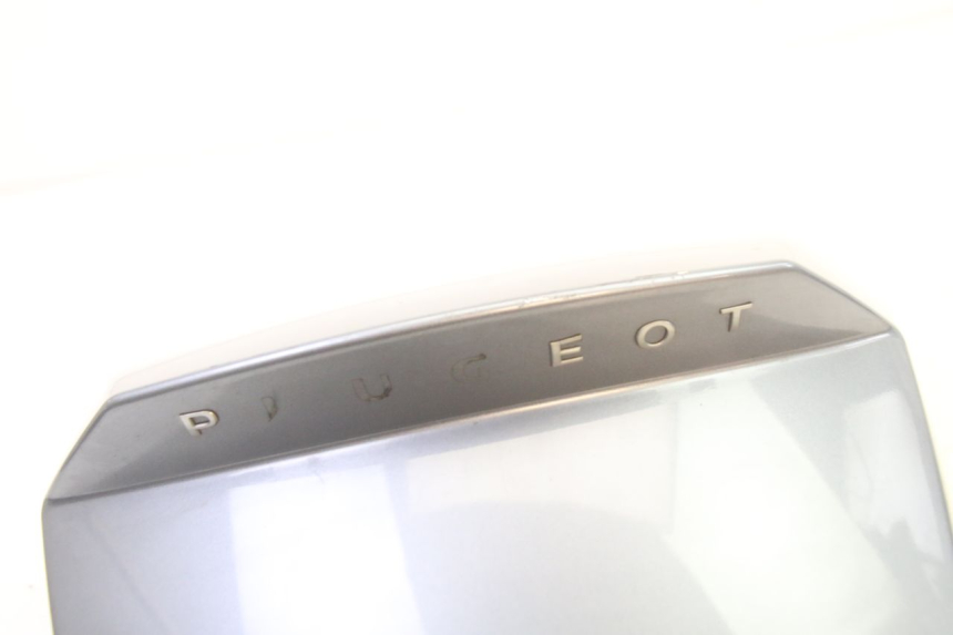 photo de CARENA POSTERIORE CONGIUNZIONE PEUGEOT SATELIS 250 (2006 - 2012) - Altra angolazione