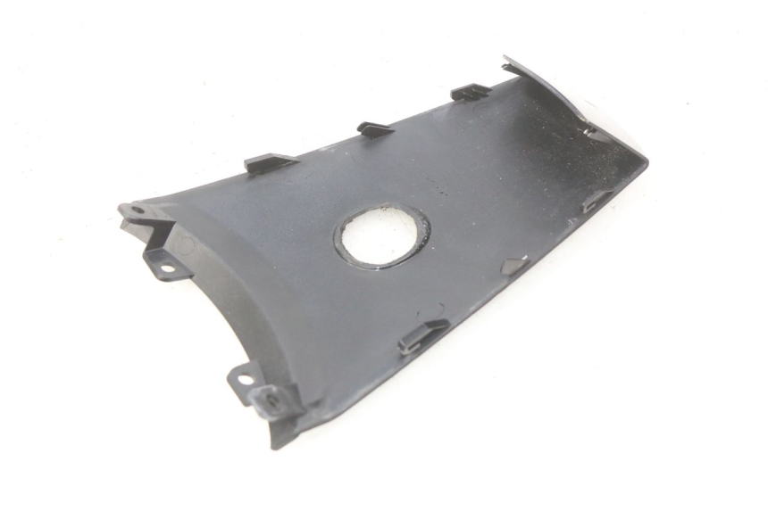 photo de GIUNZIONE PARAFANGO POSTERIORE SUZUKI SIXTEEN 125 (2008 - 2010) - Dettaglio del componente