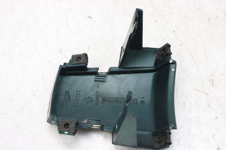 photo de JUNZIONE PARAFANGO POSTERIORE TRIUMPH SPRINT ST 955 (1999 - 2001) - Zoom sullo stato d'uso