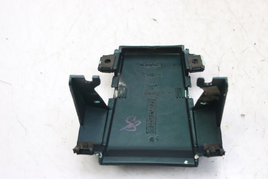 photo de JUNZIONE PARAFANGO POSTERIORE TRIUMPH SPRINT ST 955 (1999 - 2001) - Altra angolazione