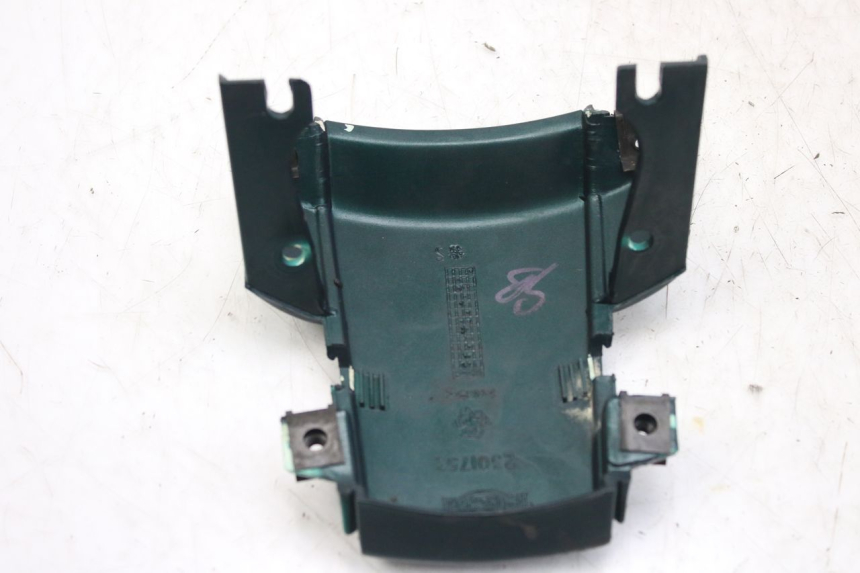 photo de JUNZIONE PARAFANGO POSTERIORE TRIUMPH SPRINT ST 955 (1999 - 2001) - Vista d'insieme del prodotto