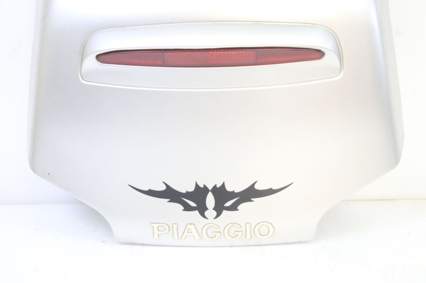 photo de CARENA POSTERIORE CONGIUNZIONE PIAGGIO SUPER LX 125 (2000 - 2003) - Zoom sullo stato d'uso