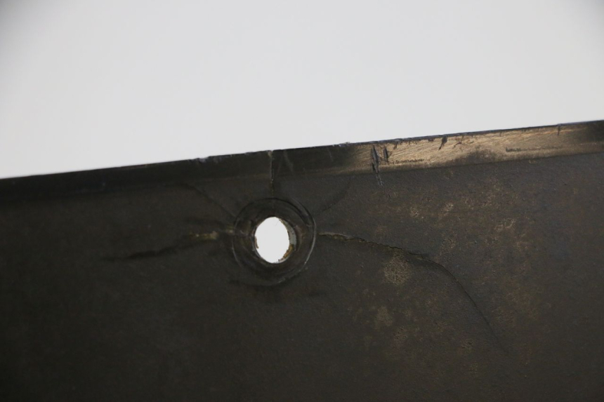 photo de Giunzione carenatura posteriore superiore BMW C1 125 (2000 - 2003) - Zoom sullo stato d'uso