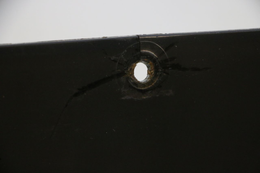 photo de Giunzione carenatura posteriore superiore BMW C1 125 (2000 - 2003) - Primo piano tecnico