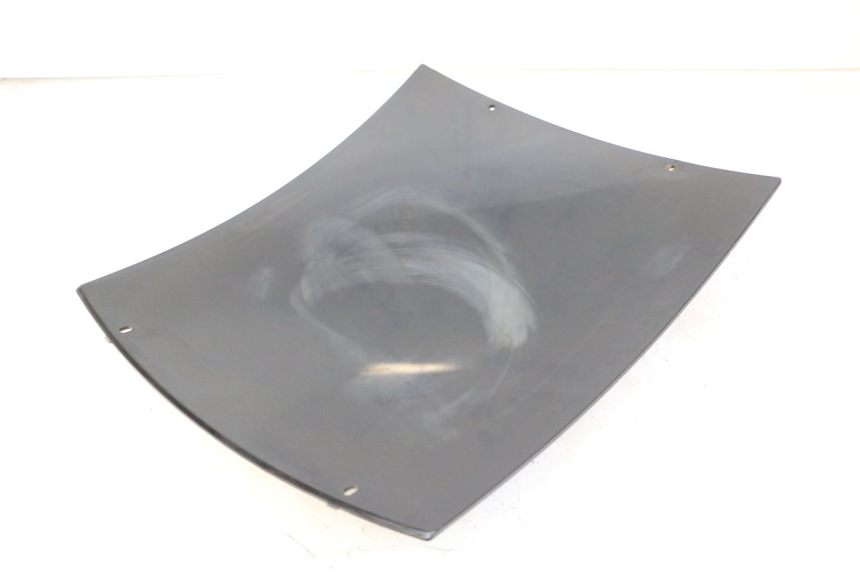 photo de Giunzione carenatura posteriore superiore BMW C1 125 (2000 - 2003) - Dettagli dei punti di fissaggio