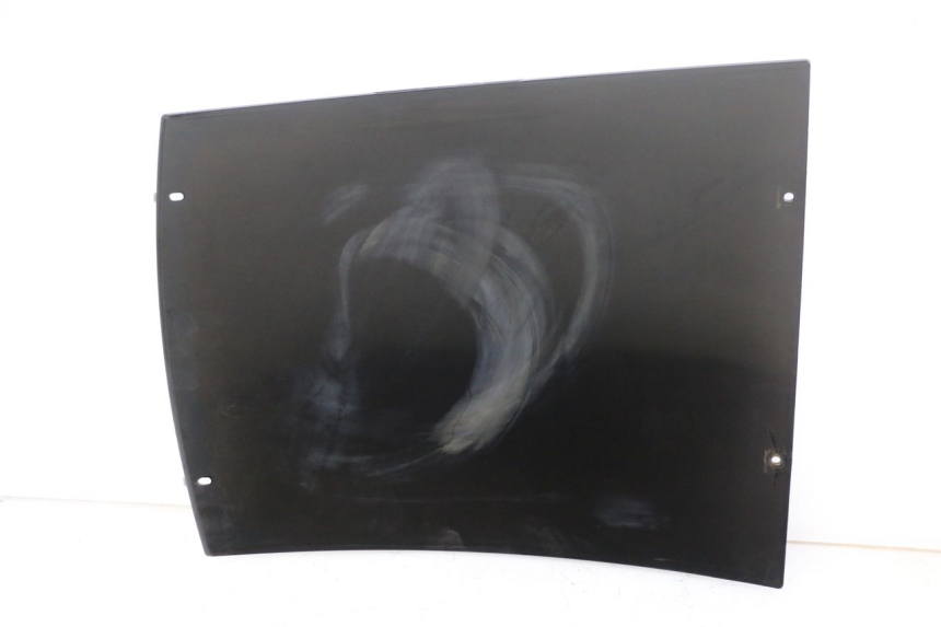 photo de Giunzione carenatura posteriore superiore BMW C1 125 (2000 - 2003) - Stato della superficie e materiale