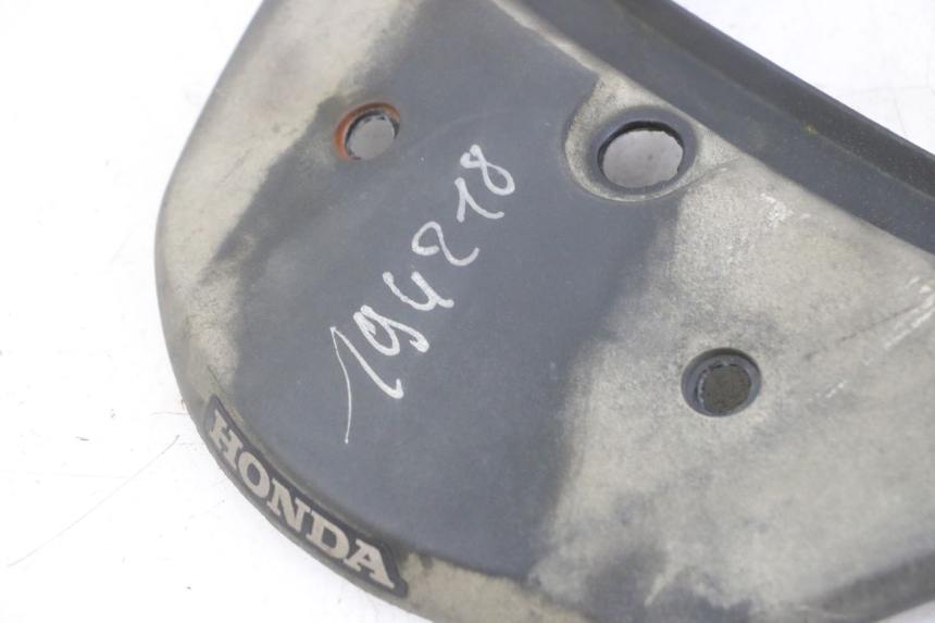 photo de CARENA POSTERIORE CONGIUNZIONE SUPERIORE HONDA CBF 500 (2004 - 2007) - Dettagli dei punti di fissaggio