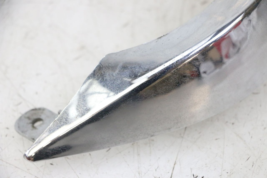 photo de CARENA POSTERIORE CONGIUNZIONE SUPERIORE DAELIM BESBI 125 (2007 - 2008) - Altra angolazione