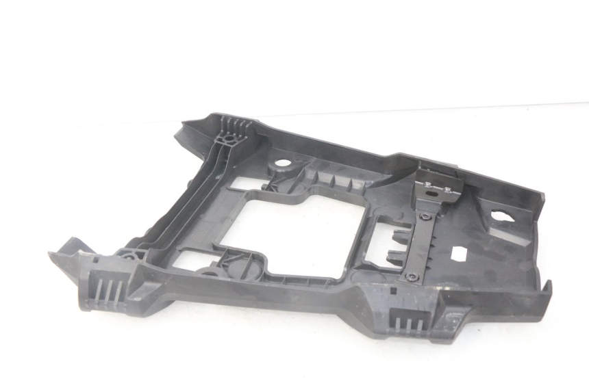 photo de Giunzione carenatura posteriore superiore BMW F GS K81 850 (2018 - 2023) - Vista d'insieme del prodotto