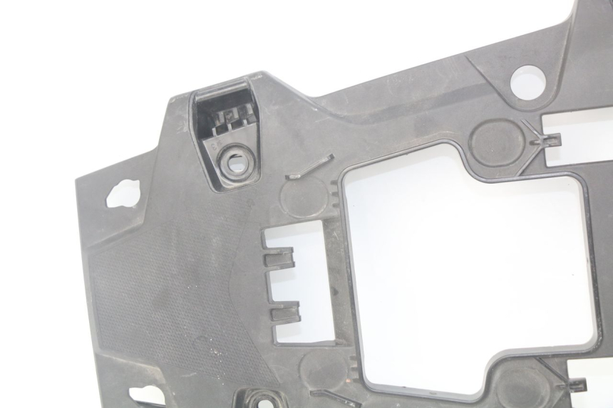 photo de Giunzione carenatura posteriore superiore BMW F GS K81 850 (2018 - 2023) - Ricambio usato controllato