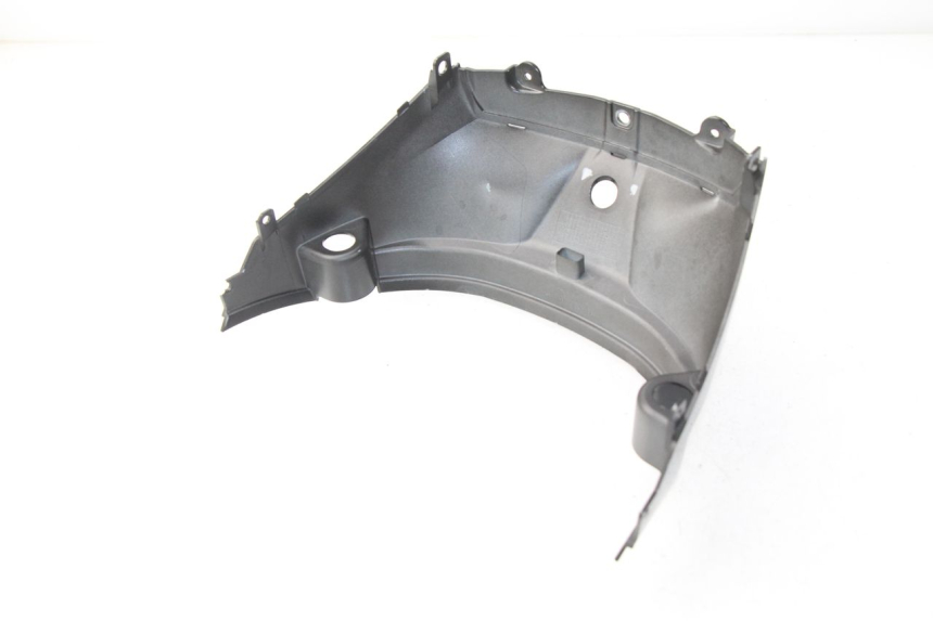 photo de Giunzione carenatura posteriore superiore SYM FIDDLE 3 III 125 (2014 - 2020) - Zoom sullo stato d'uso