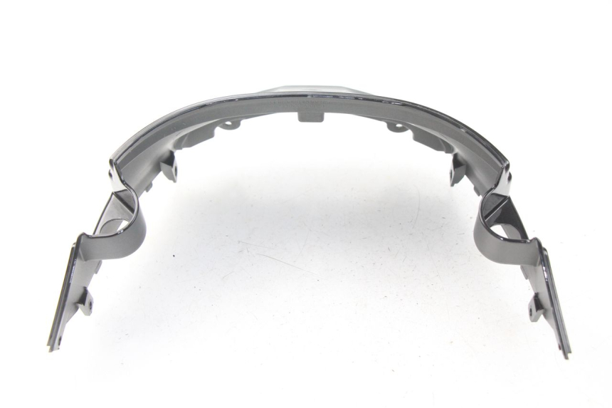 photo de Giunzione carenatura posteriore superiore SYM FIDDLE 3 III 125 (2014 - 2020) - Primo piano tecnico