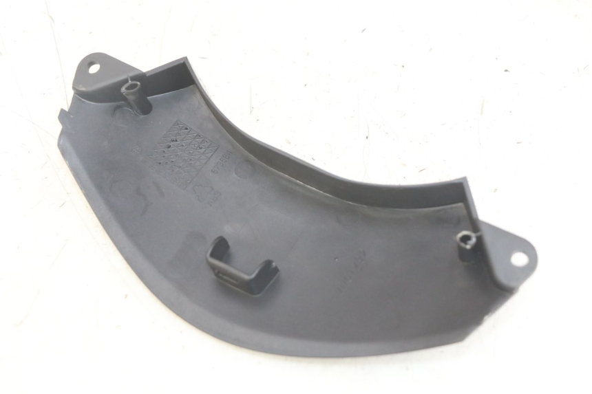 photo de GIUNZIONE PARAFANGO POSTERIORE SUPERIORE PIAGGIO FLY 4T 50 (2013 - 2017) - Dettaglio del componente