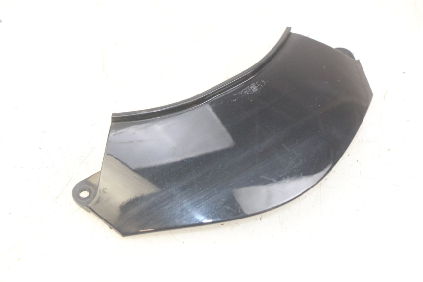 photo de GIUNZIONE PARAFANGO POSTERIORE SUPERIORE PIAGGIO FLY 4T 50 (2013 - 2017) - Zoom sullo stato d'uso