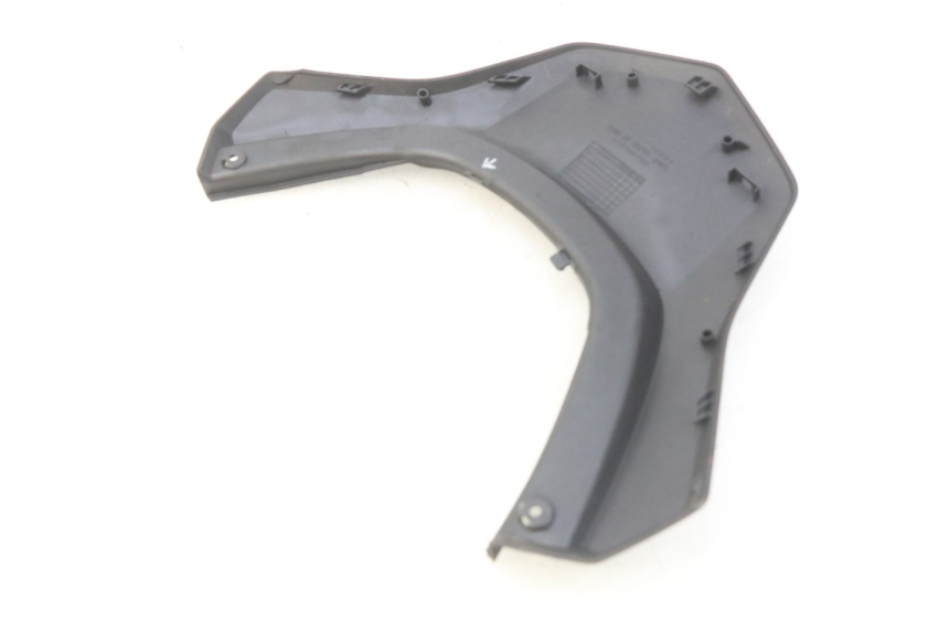 photo de GIUNZIONE PARAFANGO POSTERIORE SUPERIORE HONDA FORZA 125 (2015 - 2016) - Altra angolazione