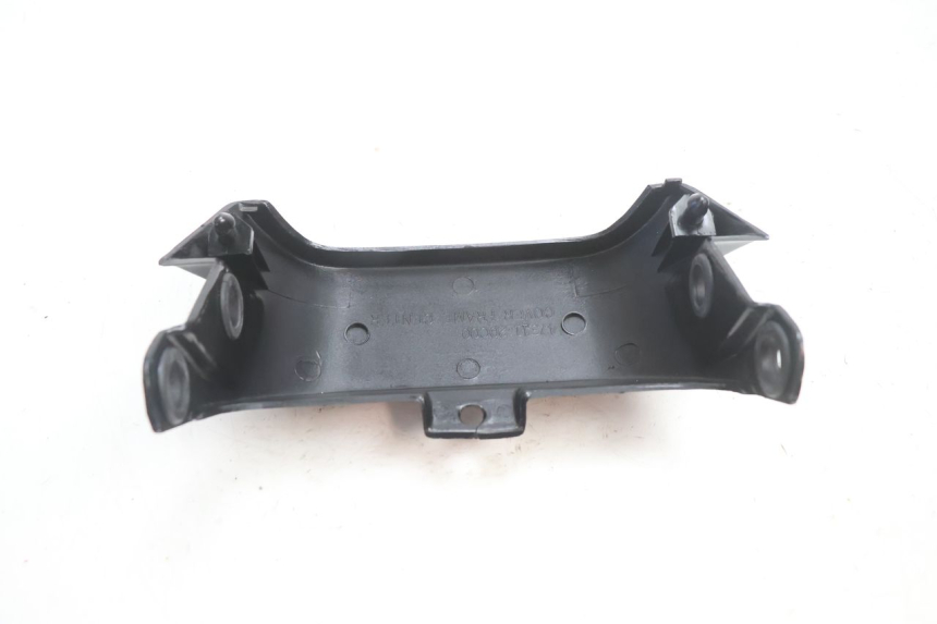 photo de Giunzione carenatura posteriore superiore SUZUKI GSX F GSXF 750 (1988 - 1998) - Vista d'insieme del prodotto