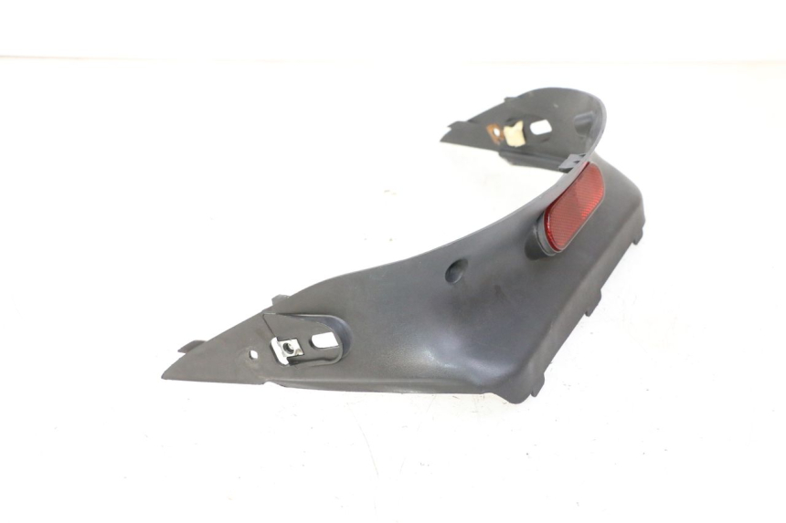 photo de CARENA POSTERIORE CONGIUNZIONE SUPERIORE DAELIM HISTORY 125 (2001 - 2002) - Primo piano tecnico