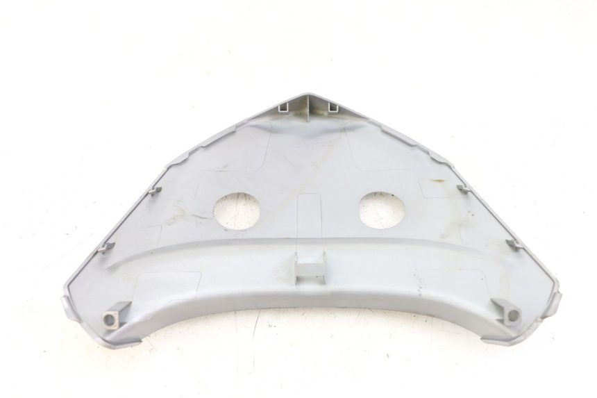 photo de GIUNZIONE PARAFANGO POSTERIORE SUPERIORE KYMCO X-TOWN XTOWN 125 (2016 - 2021) - Zoom sullo stato d'uso