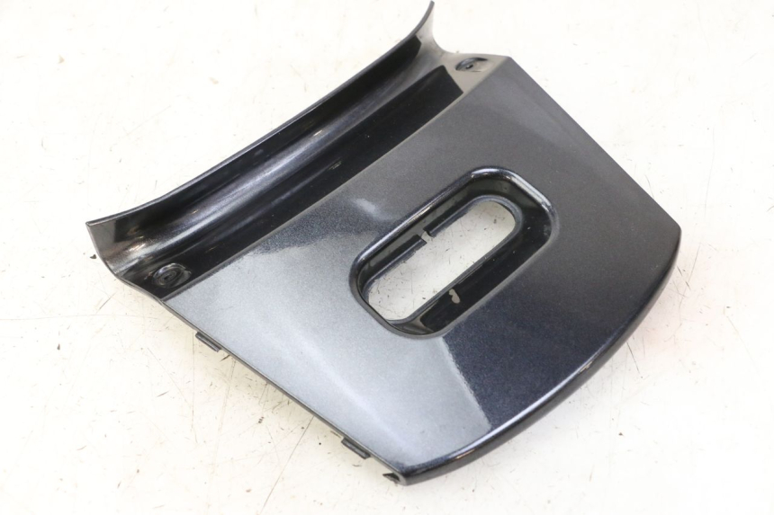 photo de Giunzione carenatura posteriore superiore KYMCO XCITING 500 (2007 - 2010) - Vista principale