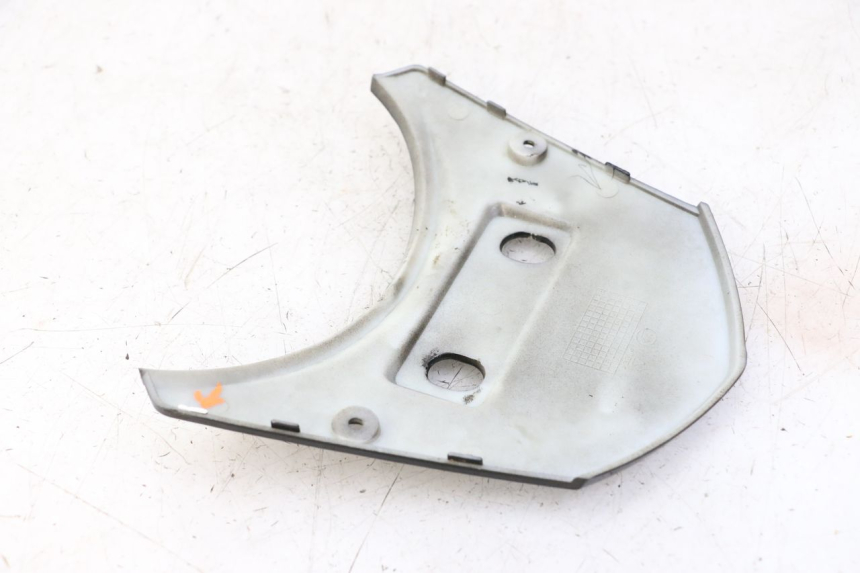 photo de CARENA POSTERIORE CONGIUNZIONE SUPERIORE LONGJIA SHARPY 125 (2020 - 2024) - Altra angolazione