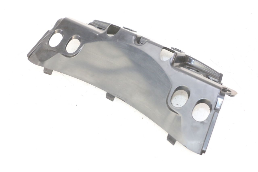 photo de GIUNZIONE PARAFANGO POSTERIORE SUPERIORE PIAGGIO MP3 RL 250 (2006 - 2010) - Vista principale