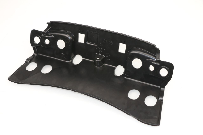 photo de Giunzione carenatura posteriore superiore PIAGGIO MP3 500 (2011 - 2015) - Dettaglio del componente