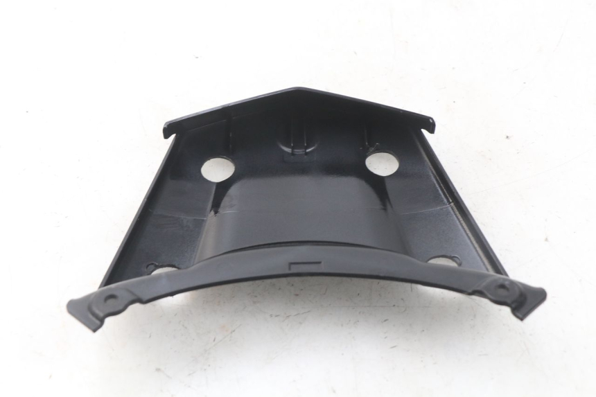 photo de Giunzione carenatura posteriore superiore MBK MW TRYPTIK 125 (2017 - 2022) - Primo piano tecnico