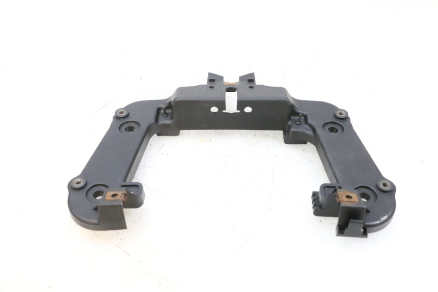 photo de Giunzione carenatura posteriore superiore YAMAHA NEOS NEO'S 4T 50 (2008 - 2016) - Altra angolazione