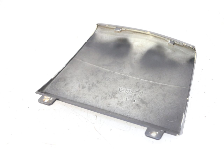 photo de CARENA POSTERIORE CONGIUNZIONE SUPERIORE GILERA NEXUS 300 (2008 - 2013) - Dettaglio del componente