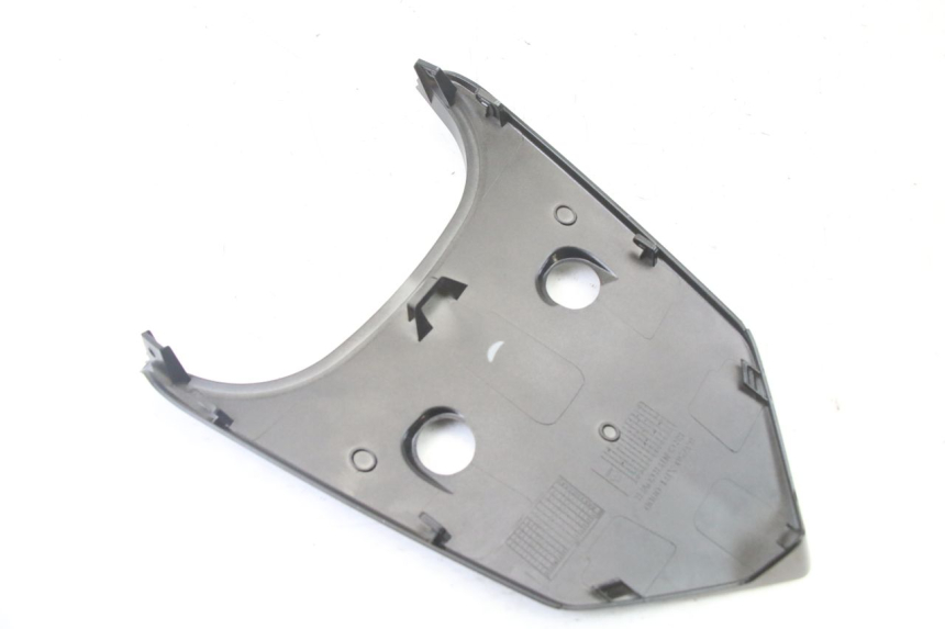 photo de CARENA POSTERIORE CONGIUNZIONE SUPERIORE SYM ORBIT III 3 4T 50 (2021 - 2025) - Dettagli dei punti di fissaggio