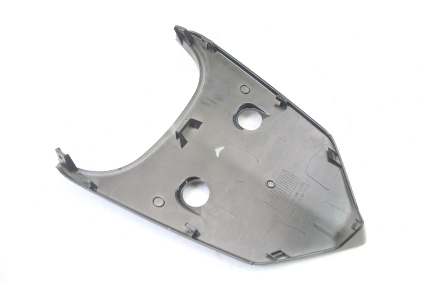 photo de CARENA POSTERIORE CONGIUNZIONE SUPERIORE SYM ORBIT III 3 4T 50 (2021 - 2025) - Stato della superficie e materiale