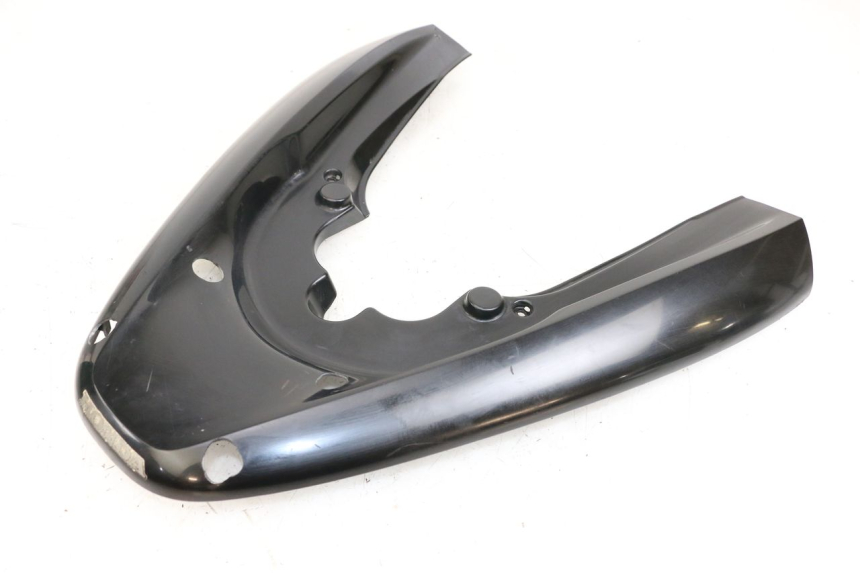 photo de CARENA POSTERIORE CONGIUNZIONE SUPERIORE HONDA PCX (JF28) 125 (2009 - 2011) - Dettagli dei punti di fissaggio