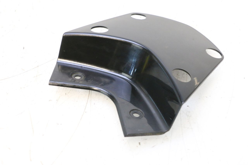 photo de Giunzione carenatura posteriore superiore HONDA PCX (JF57/JF64) 125 (2014 - 2018) - Vista d'insieme del prodotto