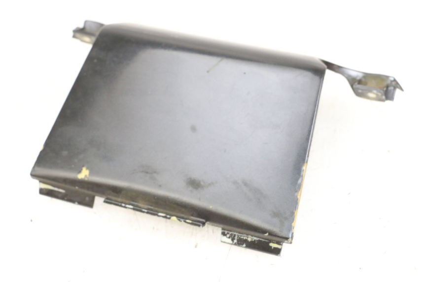 photo de CARENA POSTERIORE CONGIUNZIONE SUPERIORE GILERA RUNNER LC 50 (1997 - 1998) - Altra angolazione