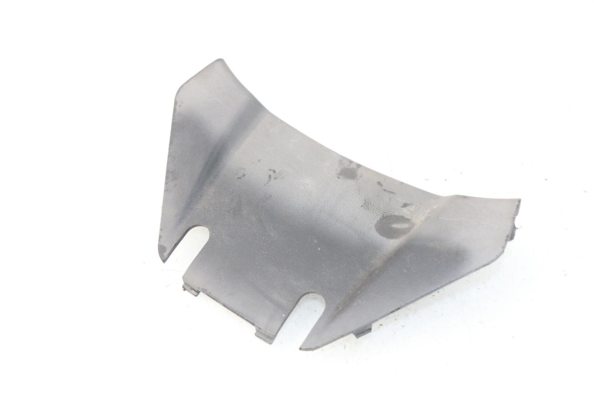 photo de Giunzione carenatura posteriore superiore DAELIM S3 125 (2010 - 2017) - Vista principale