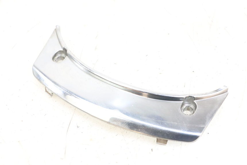 photo de GIUNZIONE PARAFANGO POSTERIORE SUPERIORE PEUGEOT SATELIS 125 (2006 - 2009) - Vista principale