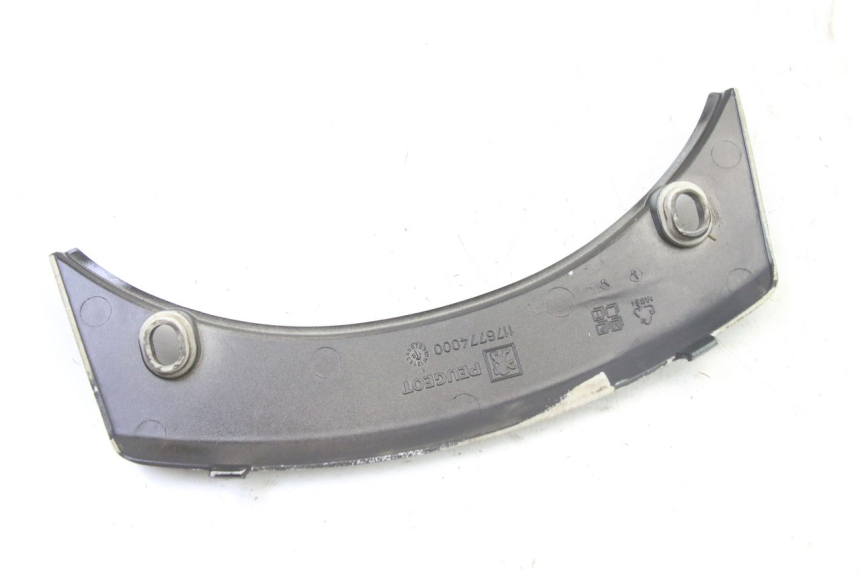 photo de CARENA POSTERIORE CONGIUNZIONE SUPERIORE PEUGEOT SATELIS 125 (2013 - 2018) - Vista d'insieme del prodotto