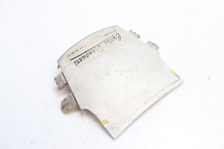 photo de CARENA POSTERIORE CONGIUNZIONE SUPERIORE PEUGEOT SPEEDFIGHT LC 50 (1996 - 2002) - Zoom sullo stato d'uso
