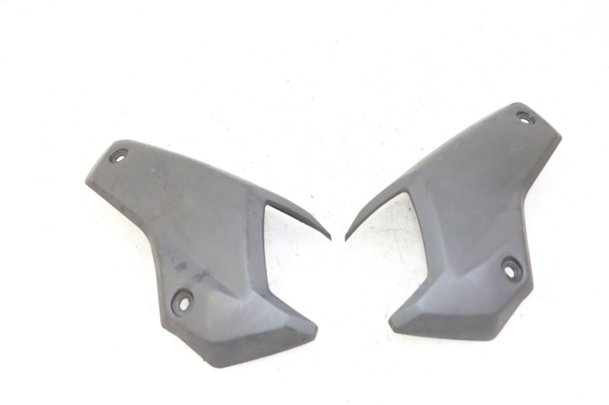 photo de CARENA POSTERIORE CONGIUNZIONE SUPERIORE PEUGEOT STREETZONE I 2T 50 (2018 - 2020) - Vista principale