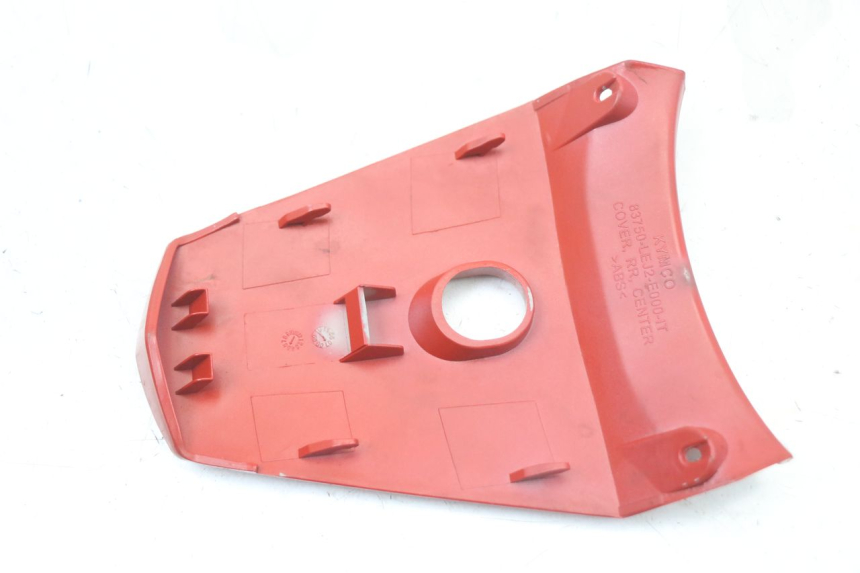 photo de CARENA POSTERIORE CONGIUNZIONE SUPERIORE KYMCO SUPER 8 125 (2008 - 2015) - Vista d'insieme del prodotto