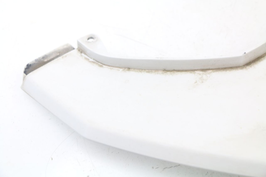 photo de CARENA POSTERIORE CONGIUNZIONE SUPERIORE YAMAHA XMAX X-MAX ABS 125 (2014 - 2016) - Primo piano tecnico