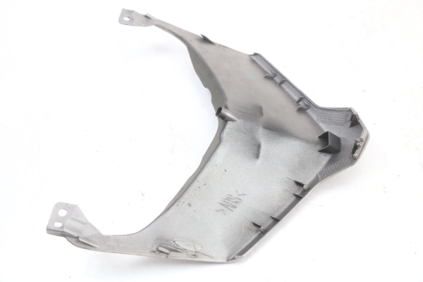 photo de GIUNZIONE PARAFANGO POSTERIORE SUPERIORE YAMAHA XMAX X-MAX ABS 125 (2017 - 2020) - Vista d'insieme del prodotto