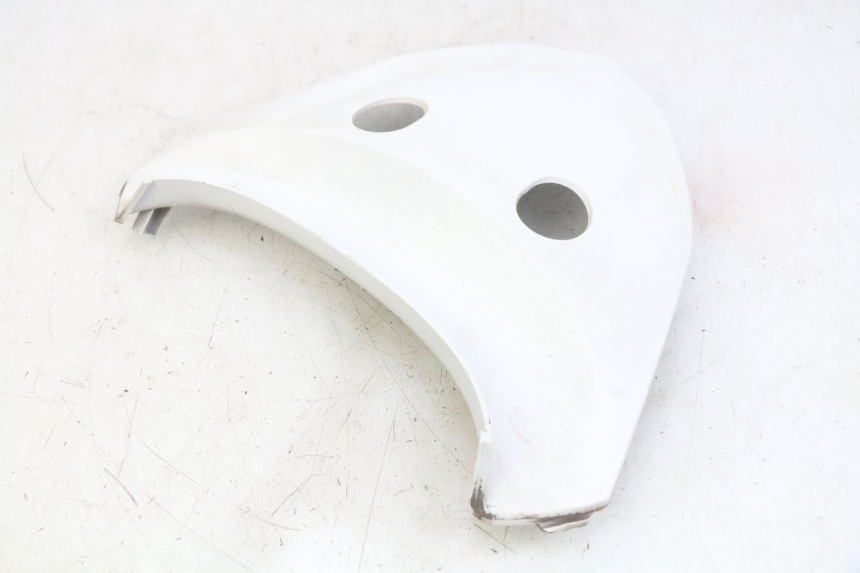 photo de GIUNZIONE PARAFANGO POSTERIORE SUPERIORE KYMCO X-TOWN XTOWN 125 (2016 - 2021) - Primo piano tecnico