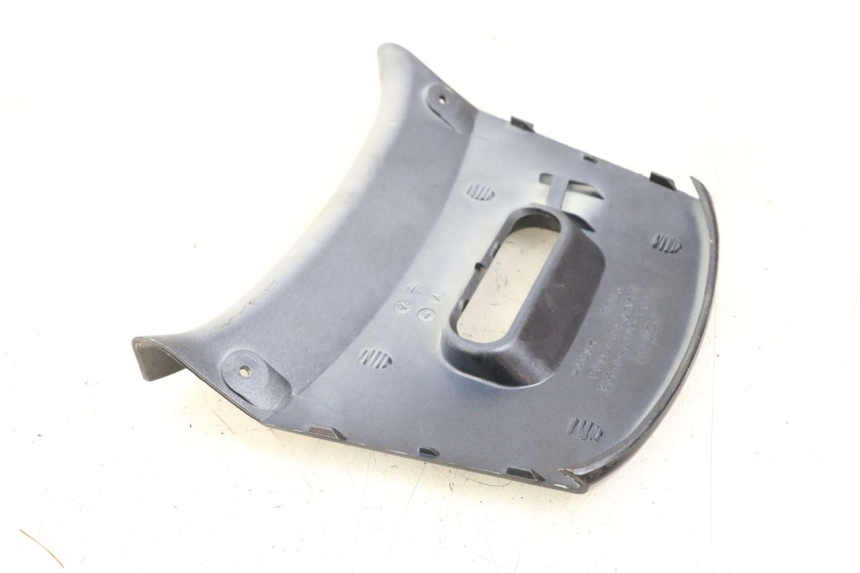 photo de CARENA POSTERIORE CONGIUNZIONE SUPERIORE KYMCO XCITING 250 (2006 - 2009) - Zoom sullo stato d'uso